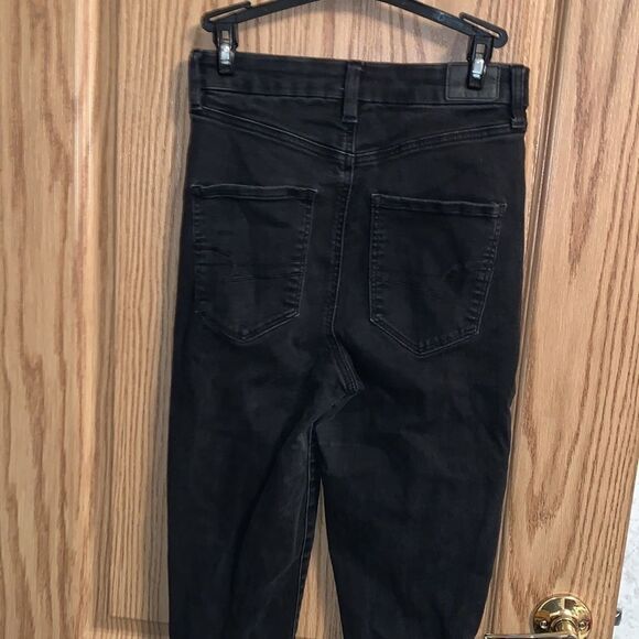 Women’s American Eagle outfitters jeans. Black, Size 6 long. - Picture 5 of 10